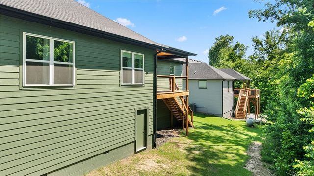 16 Overton Drive, Bella Vista, AR 72714