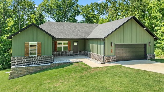 16 Overton Drive, Bella Vista, AR 72714