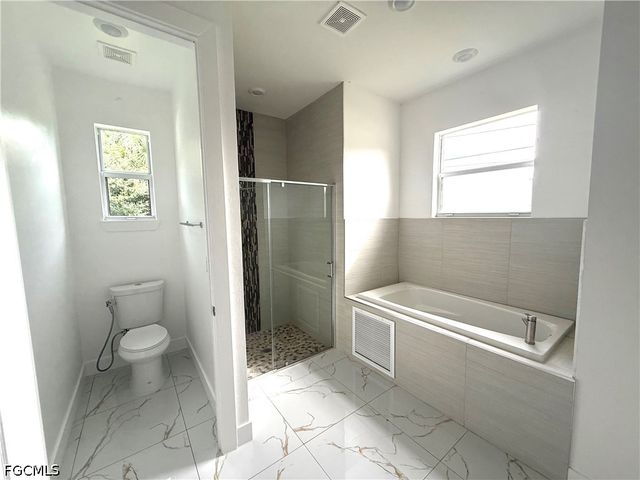 401 Prospect AVE, Lehigh Acres, FL 33972