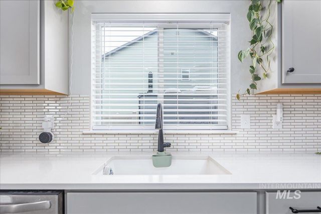 7620 E Limpkin Dr., Nampa, ID 83687