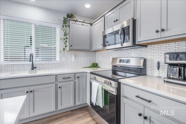 7620 E Limpkin Dr., Nampa, ID 83687