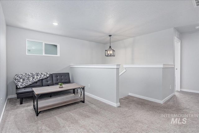 7620 E Limpkin Dr., Nampa, ID 83687