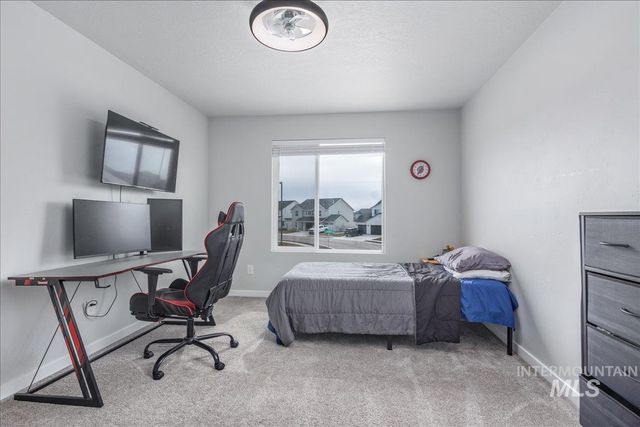 7620 E Limpkin Dr., Nampa, ID 83687