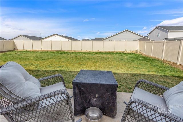 7620 E Limpkin Dr., Nampa, ID 83687