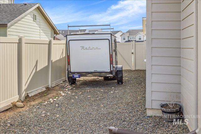 7620 E Limpkin Dr., Nampa, ID 83687