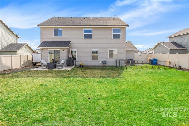 7620 E Limpkin Dr., Nampa, ID 83687