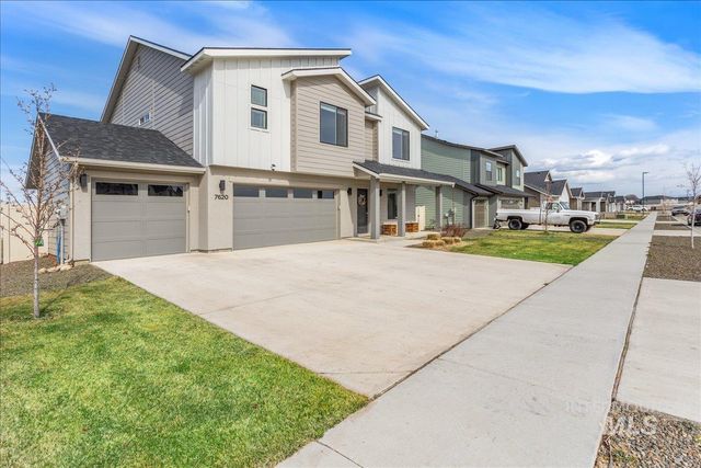 7620 E Limpkin Dr., Nampa, ID 83687