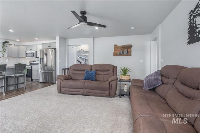 7620 E Limpkin Dr., Nampa, ID 83687