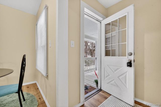 1128 Hickory Street, Lansing, MI 48912