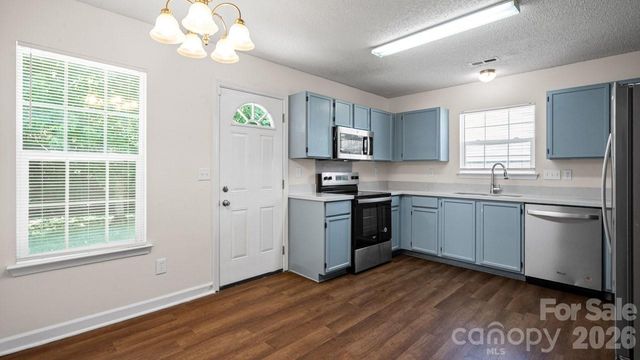 2114 Pleasant Dale Drive, Charlotte, NC 28214