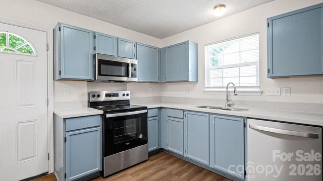 2114 Pleasant Dale Drive, Charlotte, NC 28214