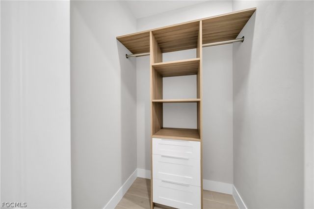 2858 SW 25th PL, Cape Coral, FL 33914