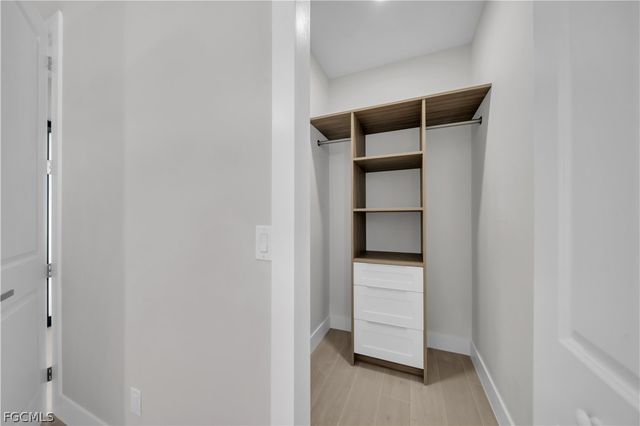 2858 SW 25th PL, Cape Coral, FL 33914