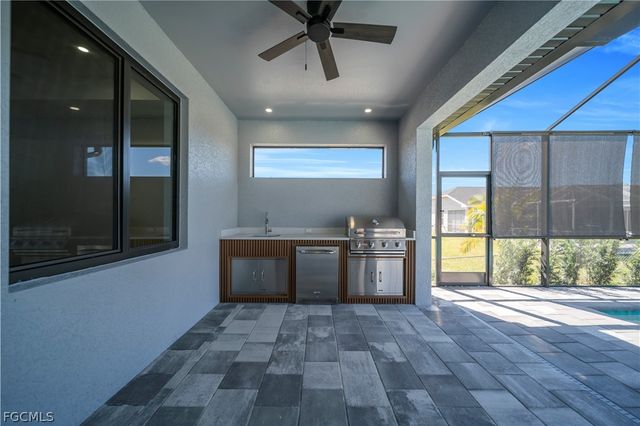 2858 SW 25th PL, Cape Coral, FL 33914