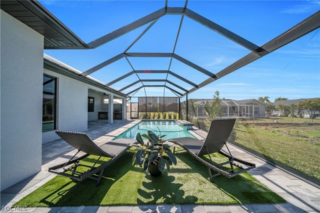 2858 SW 25th PL, Cape Coral, FL 33914