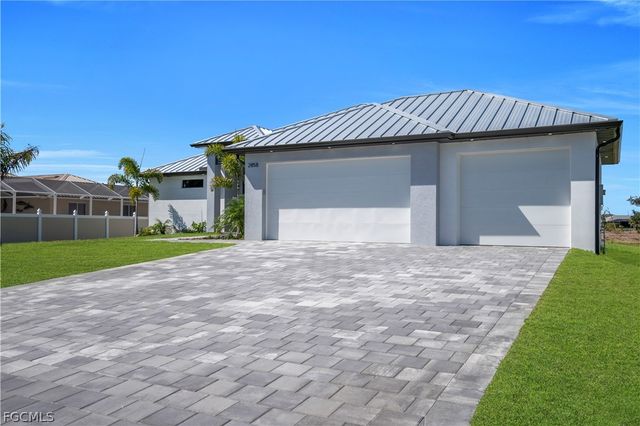 2858 SW 25th PL, Cape Coral, FL 33914