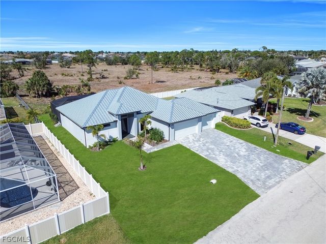 2858 SW 25th PL, Cape Coral, FL 33914