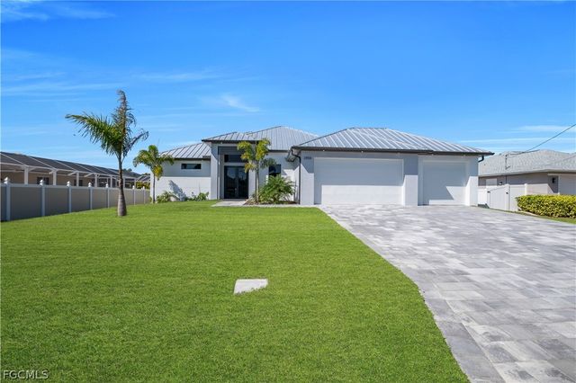 2858 SW 25th PL, Cape Coral, FL 33914