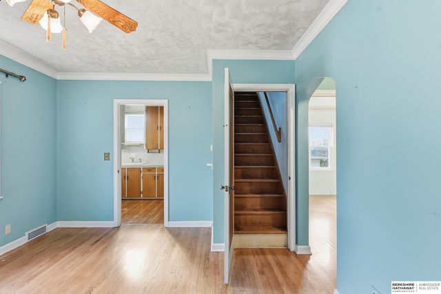 1828 N 49th Street, Omaha, NE 68104