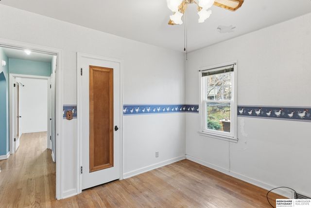 1828 N 49th Street, Omaha, NE 68104