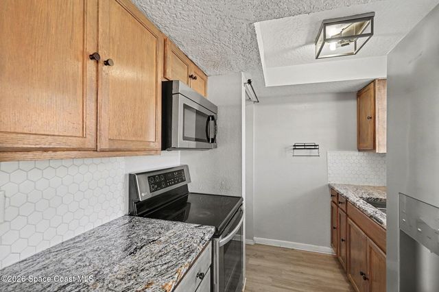 1300 Arlington Lane NE 123, Palm Bay, FL 32905