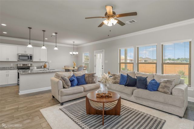 107 Vienne Trace, Haughton, LA 71037