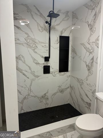 5310 Lyndale Circle, Forest Park, GA 30297