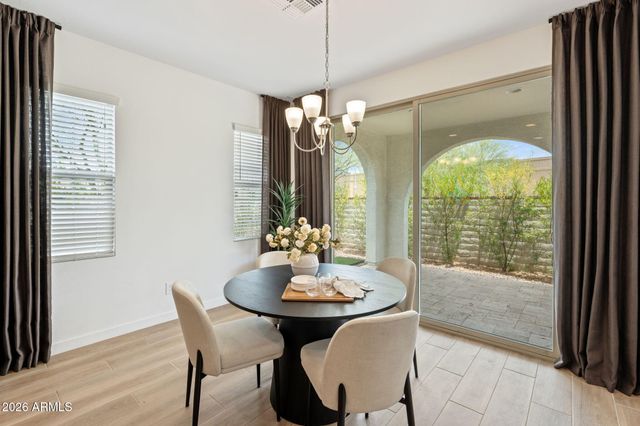 6455 N 17TH Place, Phoenix, AZ 85016