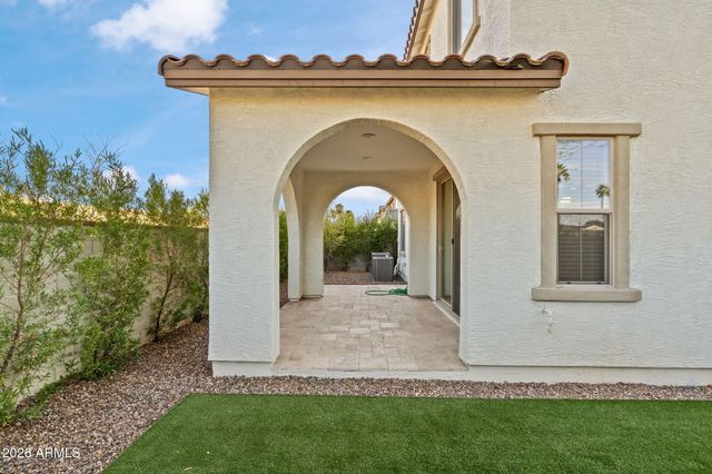 6455 N 17TH Place, Phoenix, AZ 85016