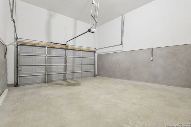 15851 Comanche Owl, San Antonio, TX 78233