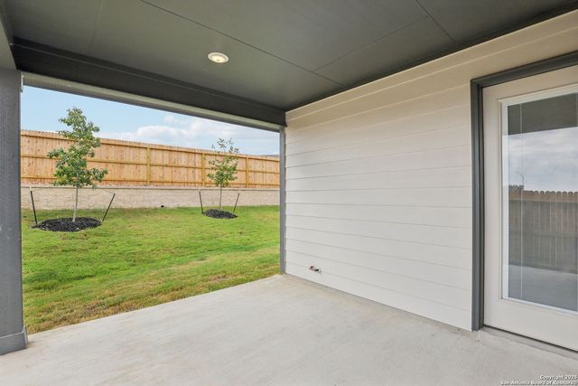 15851 Comanche Owl, San Antonio, TX 78233