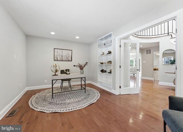 100 ST VINCENT CT, Cherry Hill, NJ 08003