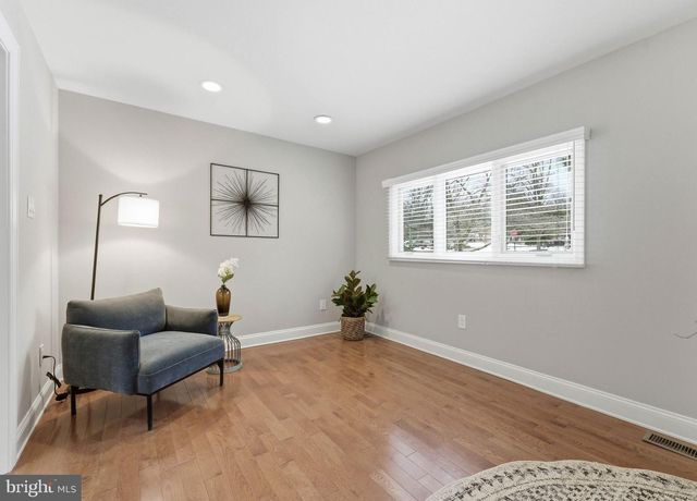 100 ST VINCENT CT, Cherry Hill, NJ 08003