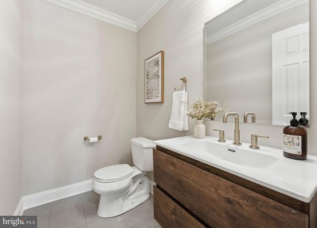 100 ST VINCENT CT, Cherry Hill, NJ 08003