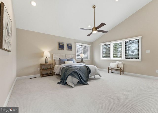 100 ST VINCENT CT, Cherry Hill, NJ 08003