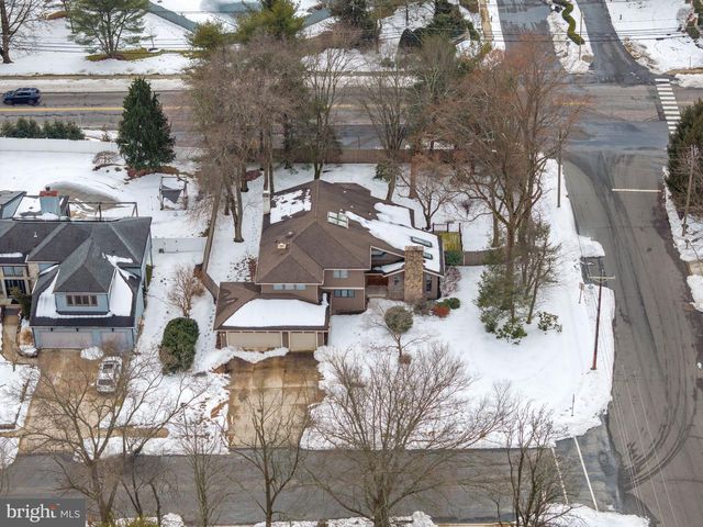 100 ST VINCENT CT, Cherry Hill, NJ 08003