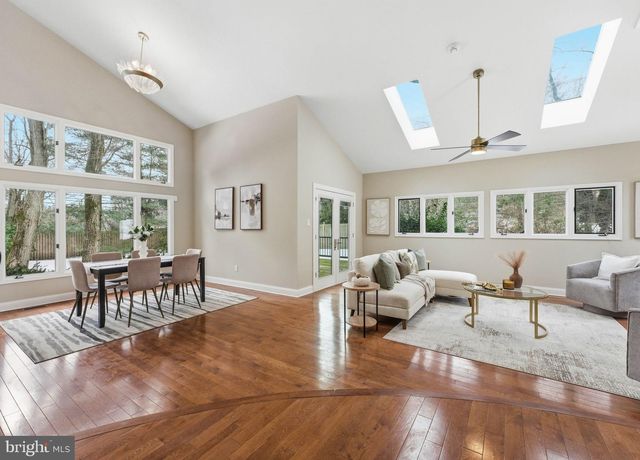 100 ST VINCENT CT, Cherry Hill, NJ 08003