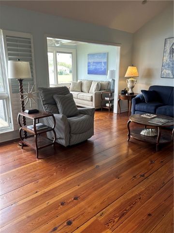 267 Moss Oak Lane, St Simons Island, GA 31522