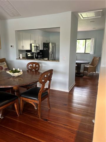 267 Moss Oak Lane, St Simons Island, GA 31522