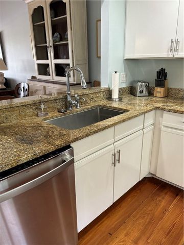 267 Moss Oak Lane, St Simons Island, GA 31522