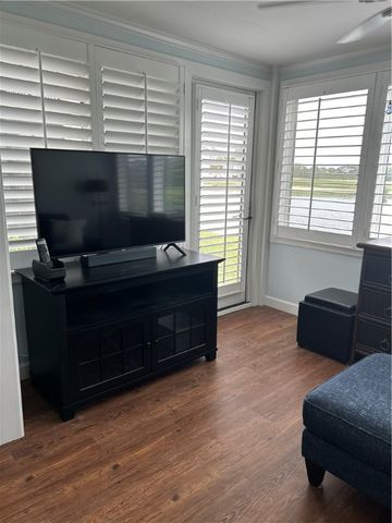 267 Moss Oak Lane, St Simons Island, GA 31522