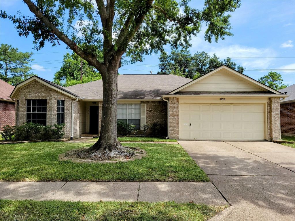 14619 Golden Cypress Lane, Cypress, TX 77429