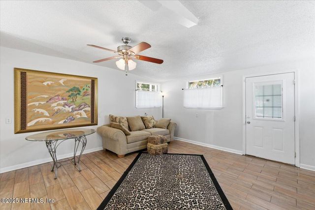 909 LA MARCHE Drive, Jacksonville, FL 32205