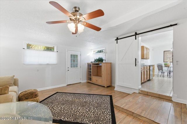 909 LA MARCHE Drive, Jacksonville, FL 32205