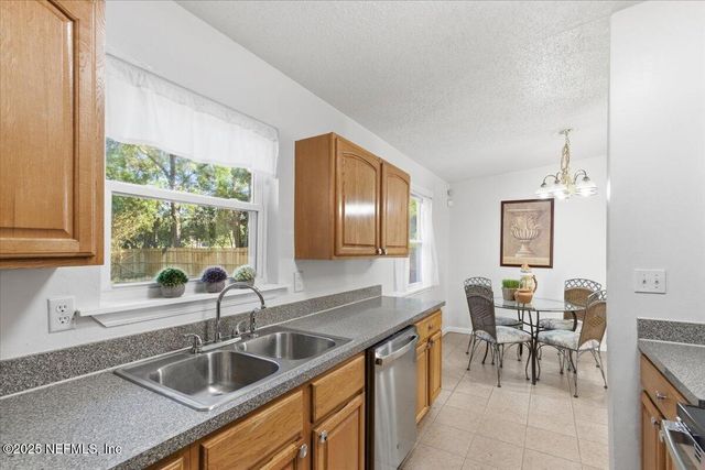 909 LA MARCHE Drive, Jacksonville, FL 32205