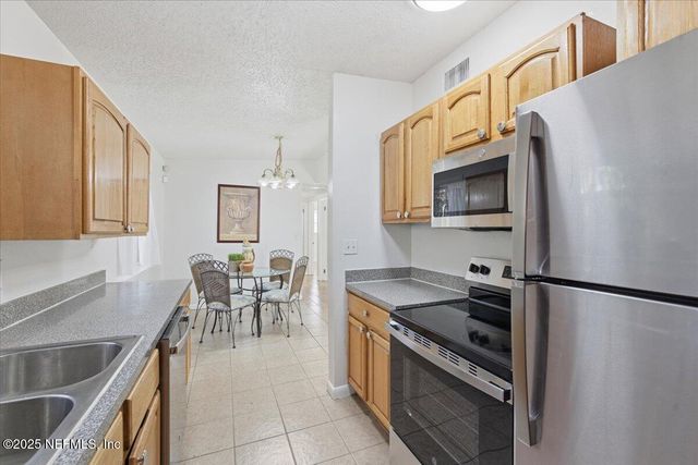 909 LA MARCHE Drive, Jacksonville, FL 32205