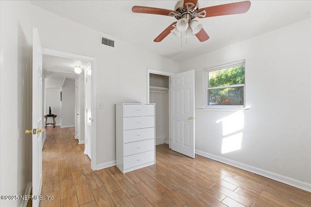 909 LA MARCHE Drive, Jacksonville, FL 32205