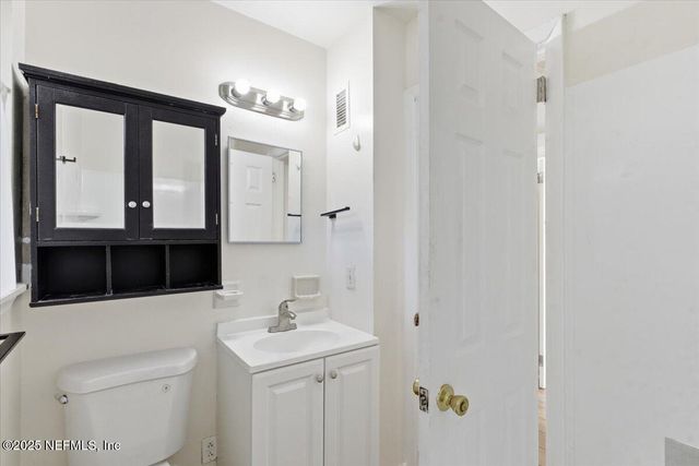 909 LA MARCHE Drive, Jacksonville, FL 32205