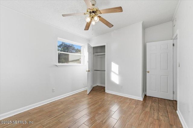 909 LA MARCHE Drive, Jacksonville, FL 32205