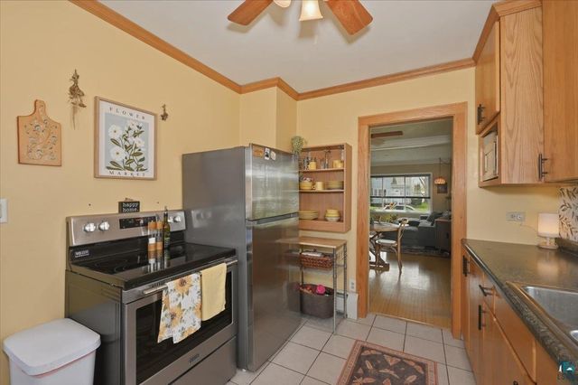 819 N 22nd St, Superior, WI 54880